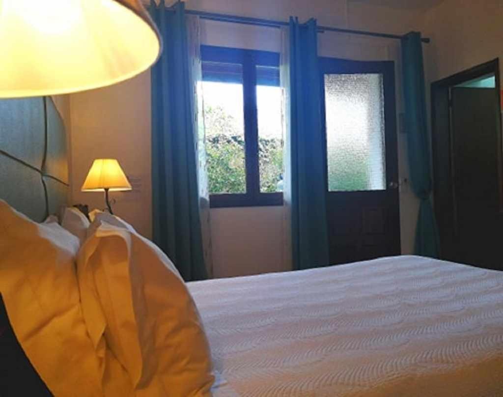 Vila Gama Apartamentos rodeados de natureza Machico (Madeira) Quarto foto